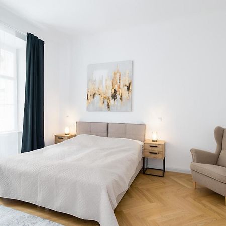 Apartment Ballgasse Luxury Wenen Buitenkant foto